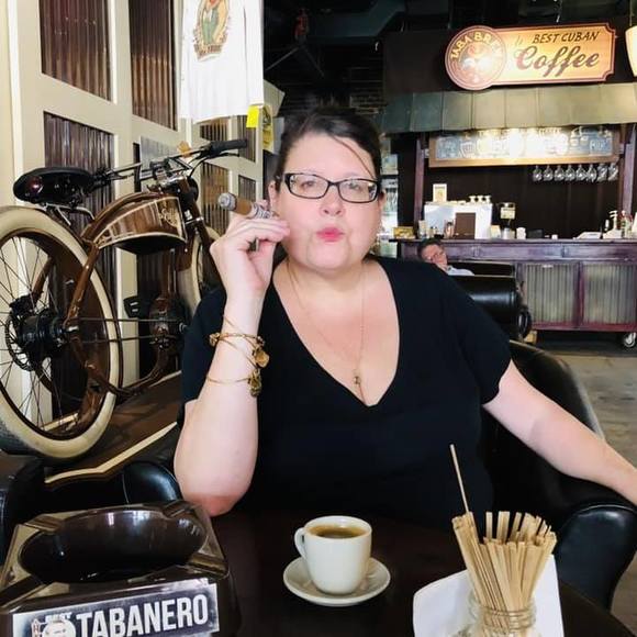 Meet your Posher, Donna - Picture 1 of 1